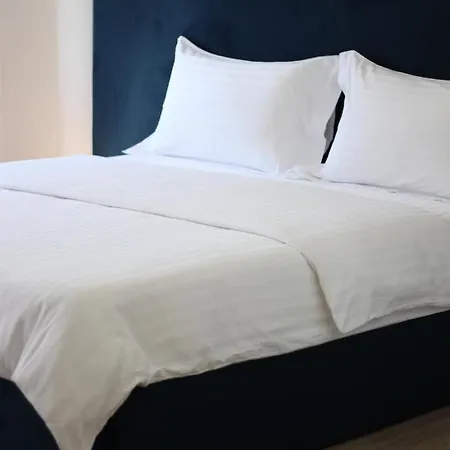 Apartamento Holiday Apartment Tirana