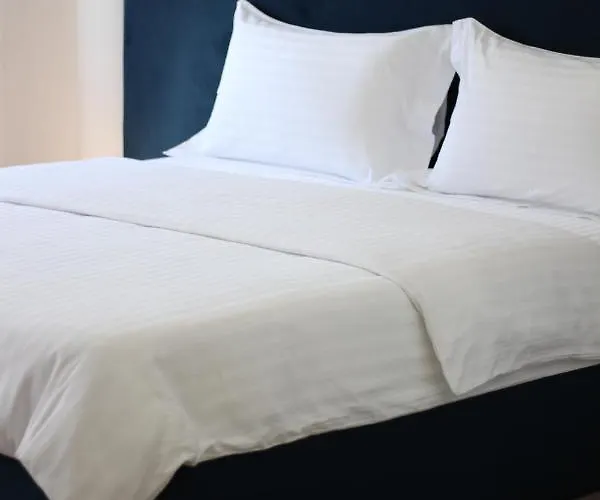 Apartamento Holiday Apartment Tirana